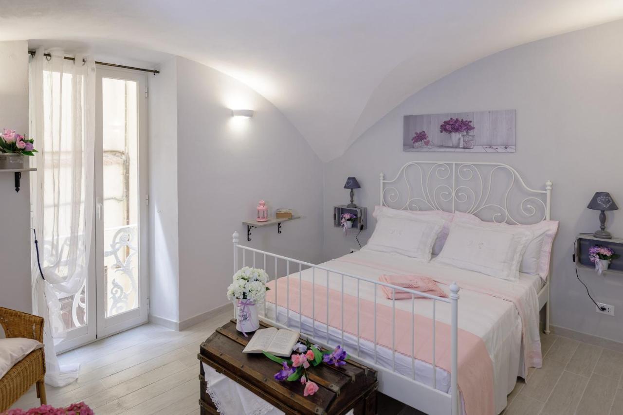La Casa Di Aneti Appartement Dolceacqua Buitenkant foto